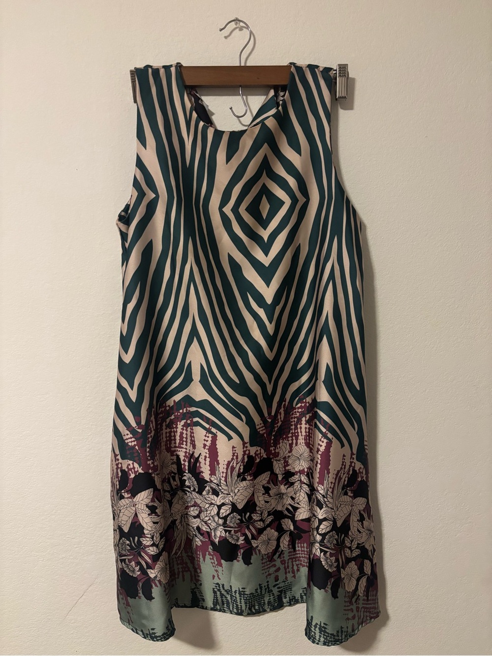 Sleeveless Green and Cream Printed Mini Dress with Floral Hem